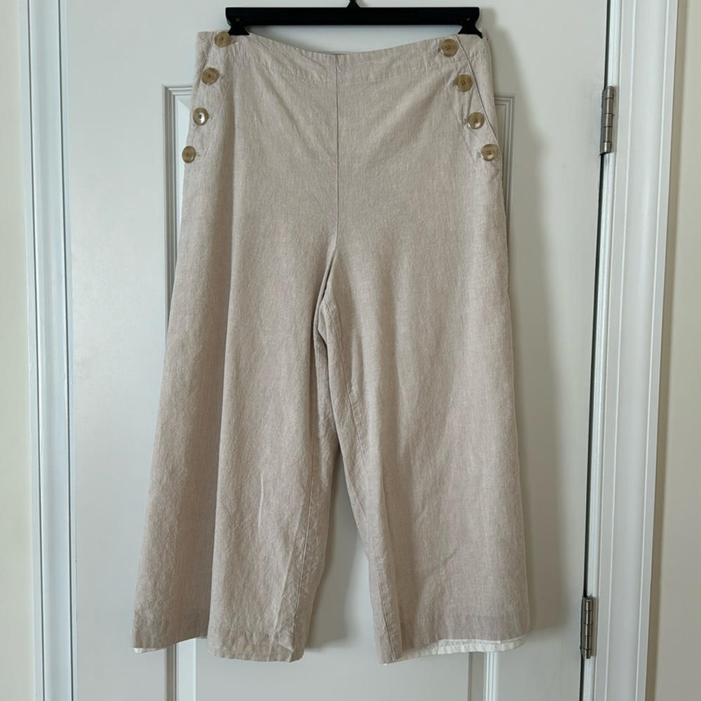 Ann Taylor/Size 10 | Wide Leg Cropped Trousers